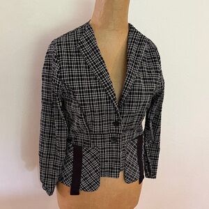 Porto sz 0 lightweight Packable plaid Jacket button closure great pre owned cond